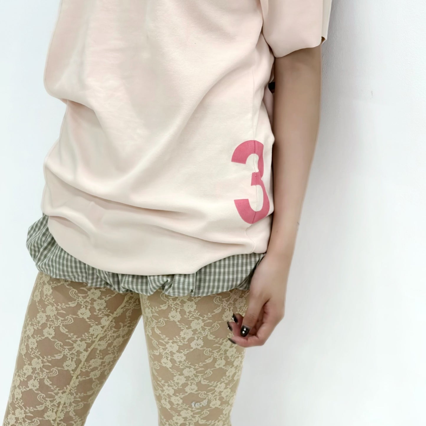 [fe.3] loose logo t-shirt / peach / ルーズロゴTシャツ