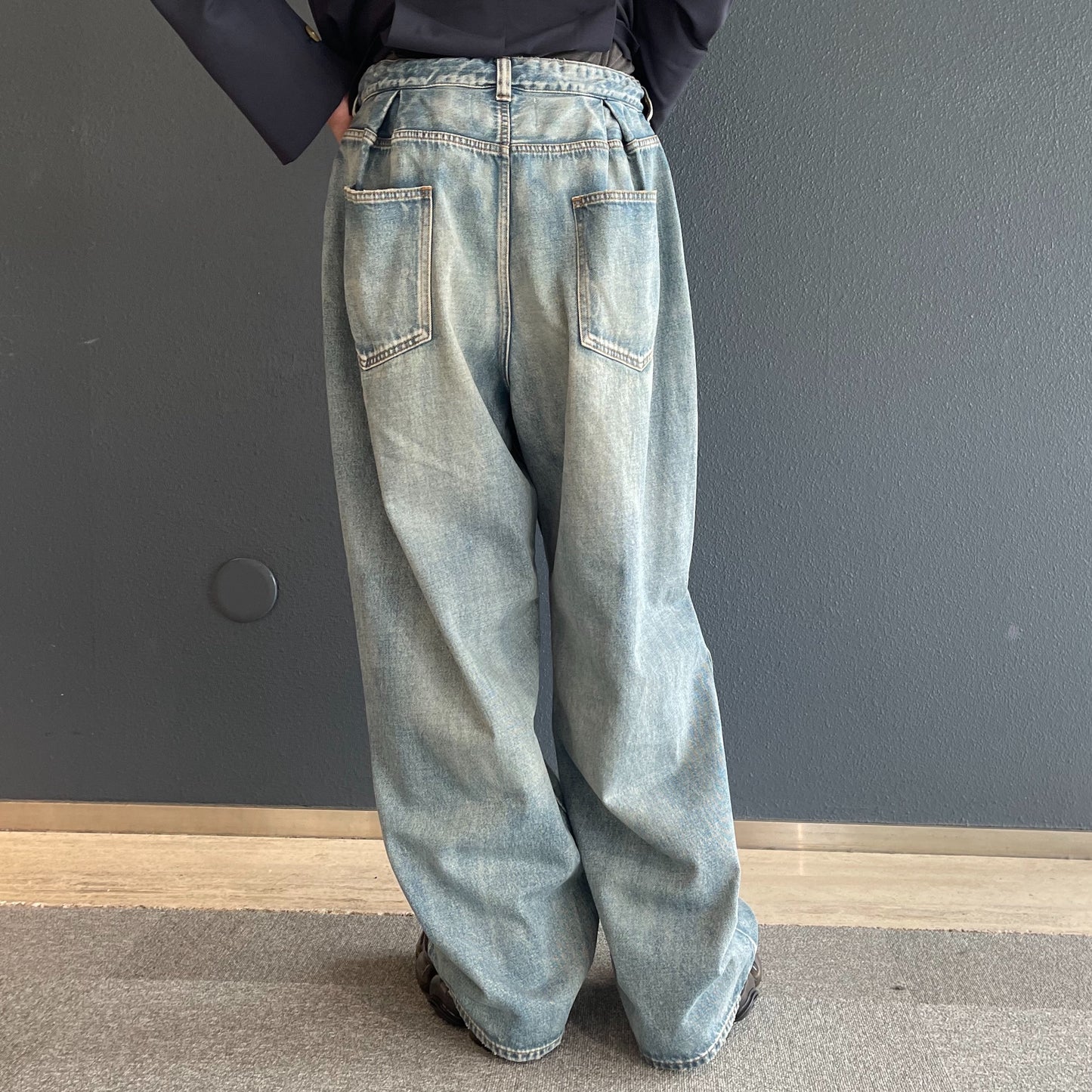 TUCKED BAGGY DENIM / BLUE / タックバギーデニム