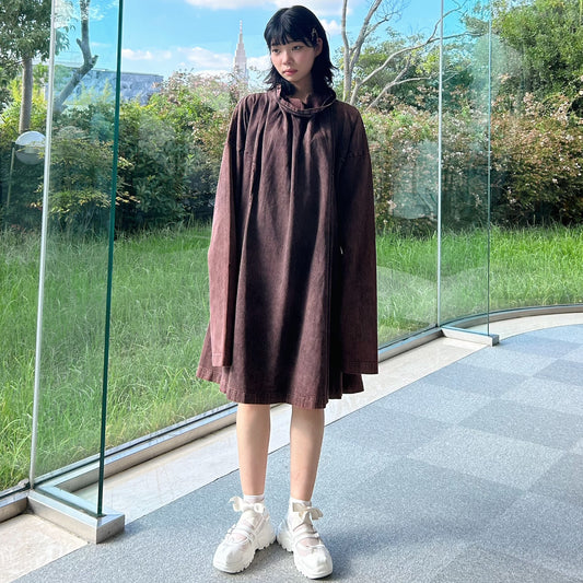 SCLUPTURE DRAPE TOPS / BROWN / スカルプチャーネックドレス