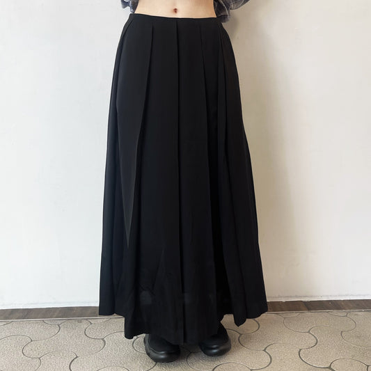 MINIMAL PLEATS SKIRT / BLACK / プリーツスカート