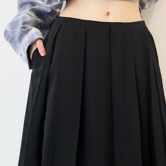 MINIMAL PLEATS SKIRT / BLACK / プリーツスカート