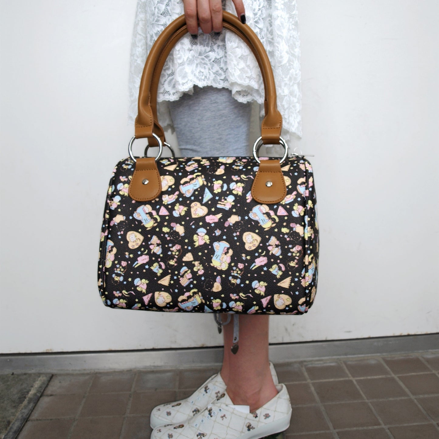 Carryall Bag / Black cartoon / ハンドバック