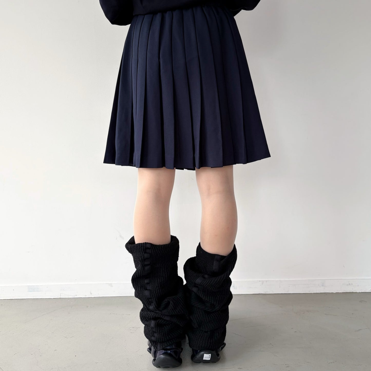 PLEATS SKIRT / NAVY / プリーツスカート