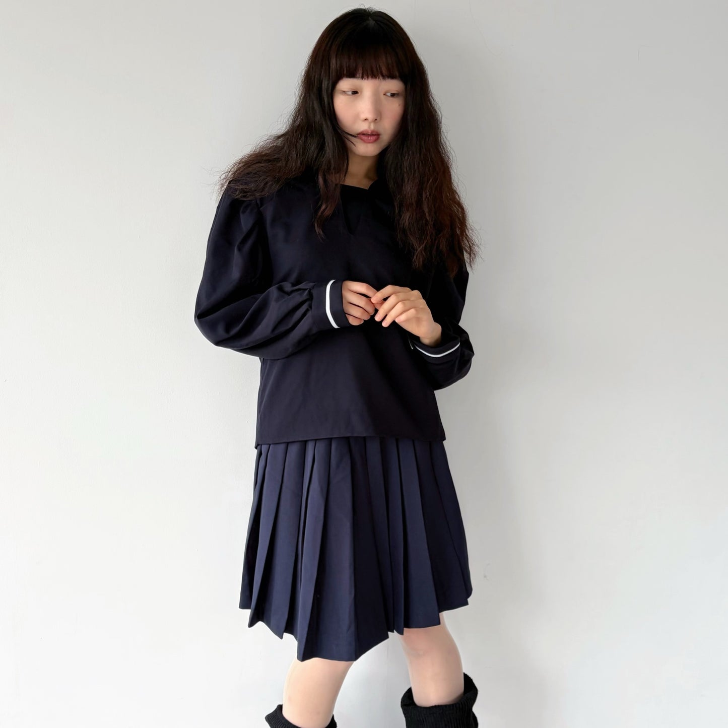 PLEATS SKIRT / NAVY / プリーツスカート
