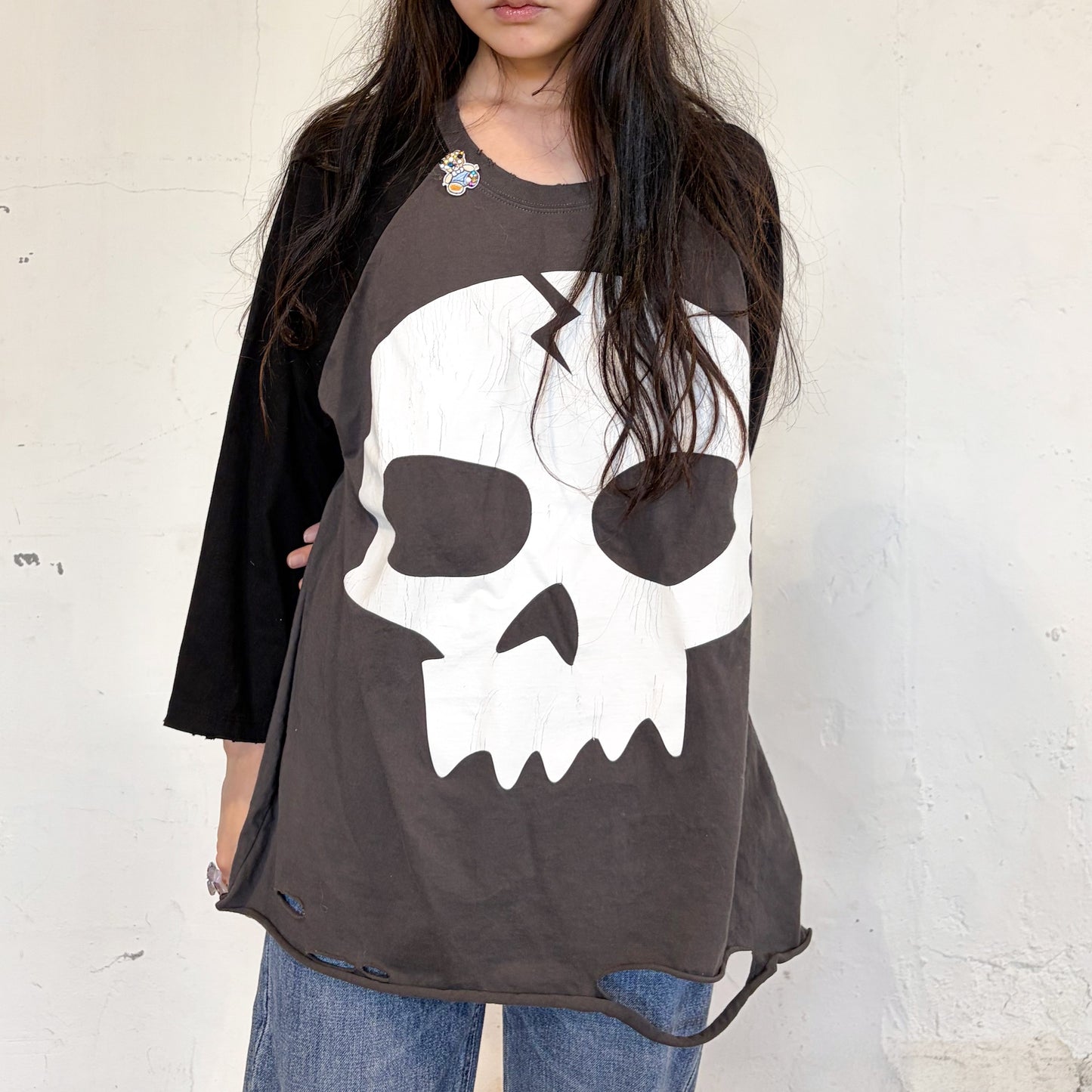 [F.E.E.S] skull raglan t-shirt / charcoal / スカルプリントラグランTシャツ