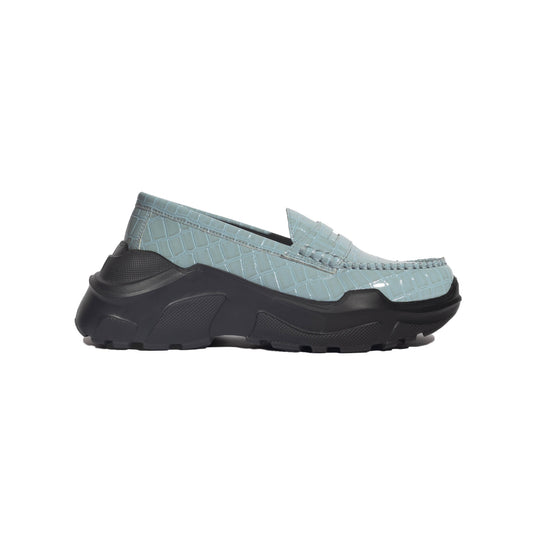 【AKIKOAOKI】Regulated Gravity-petent crocodile / Light Blue x Black / エナメルクロコローファー
