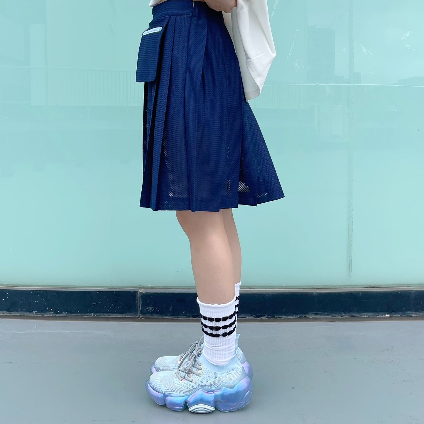 [fa.er.ie] mesh pocket pleats skirt pants / navy / メッシュポケットプリーツスカートパンツ