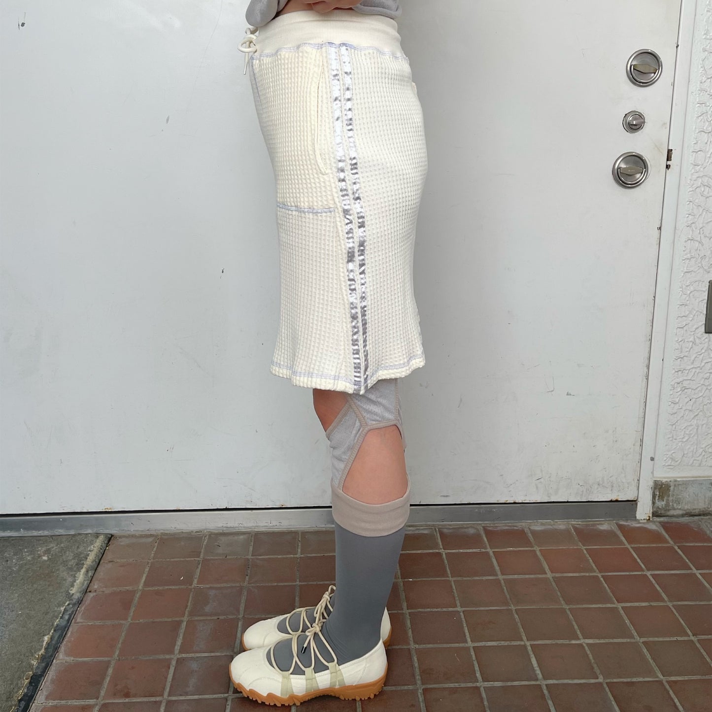 [F.E.E.S] waffle lining midi skirt / vanilla cream / ワッフルミディスカート