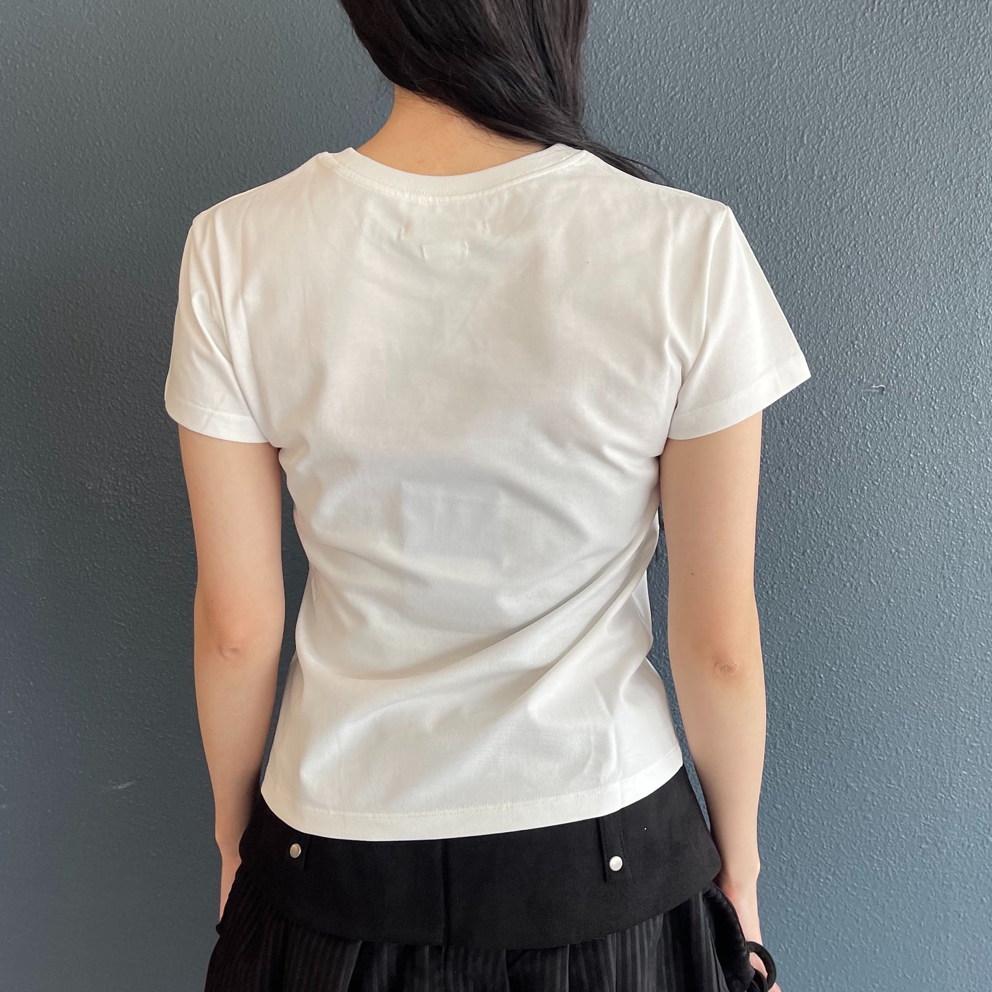 Catch Embroidery T-Shirt / Off White / グラフィック刺繍Tシャツ