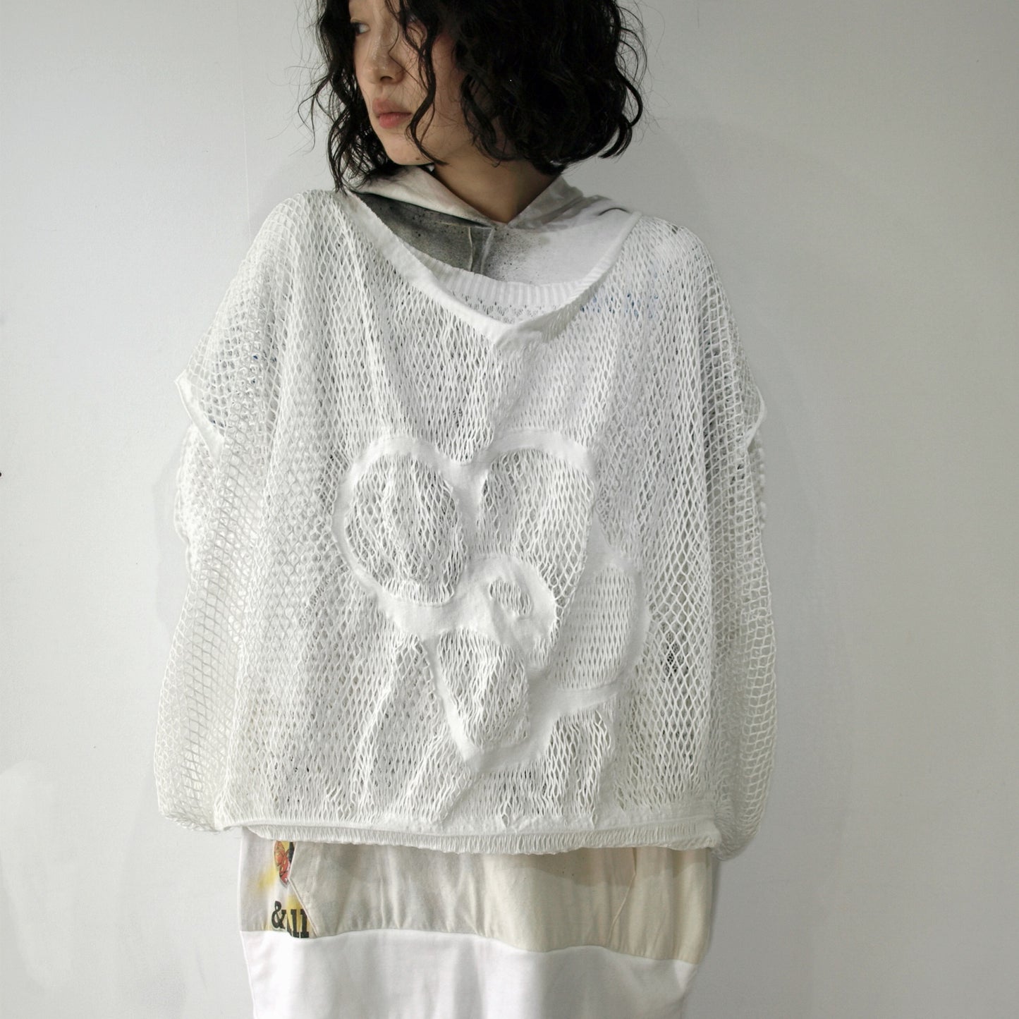 FOLD-OR-STRECH FLOWER KNIT / WHITE / ネットドレス＋ベスト