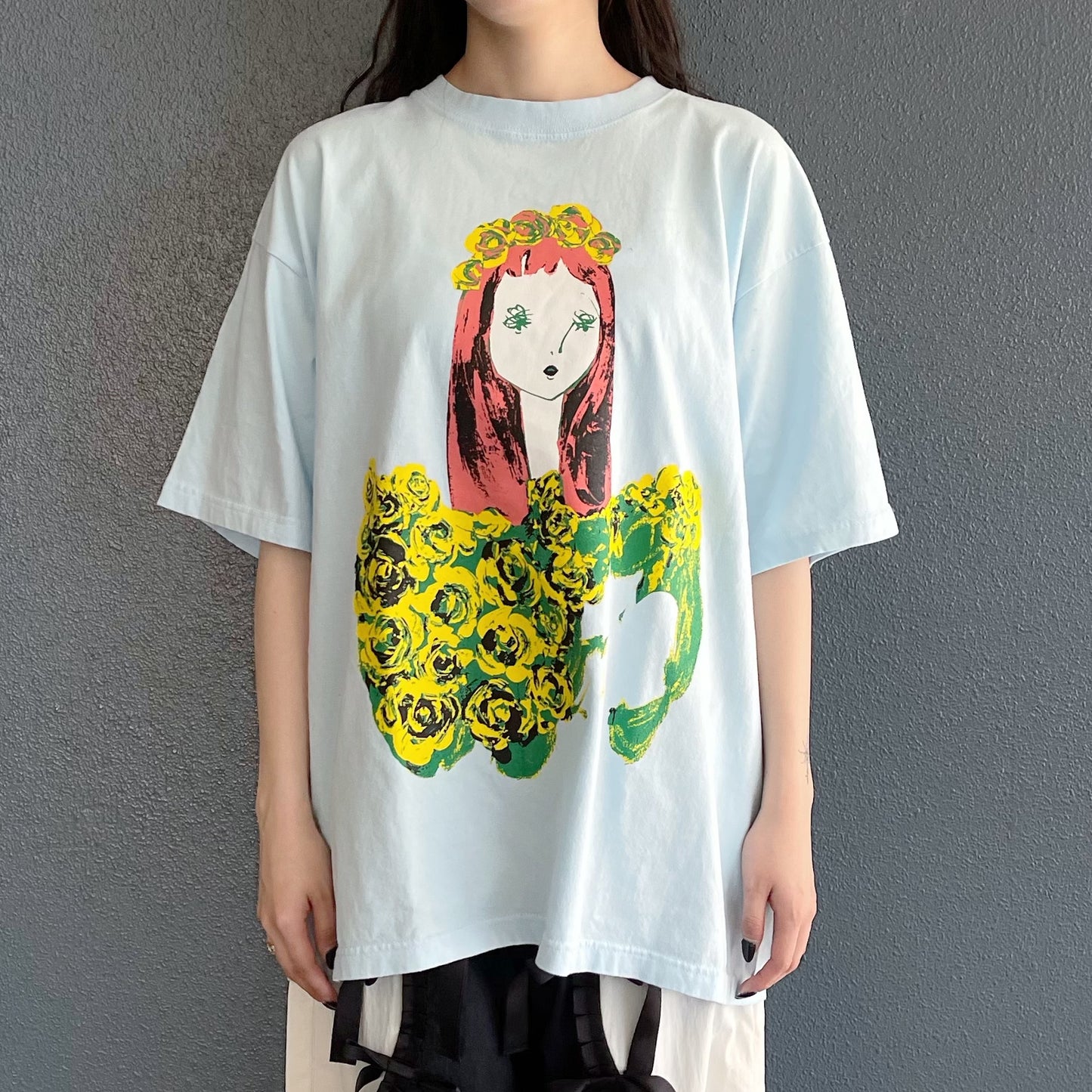 AMY FLOWER CROWN T-SHIRT BIOWASHED / LIGHT BLUE / MAYA SHIBASAKIコラボレーション