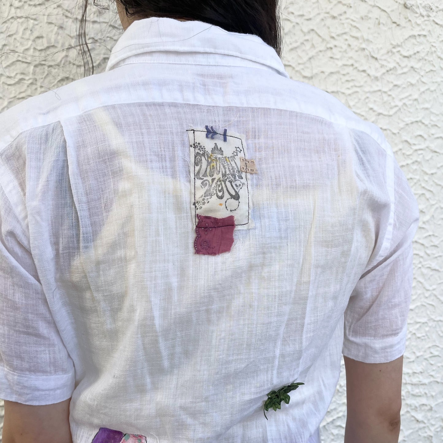 【trust teji 】Short sleeve color button Blouse + / White / カラーボタンブラウス
