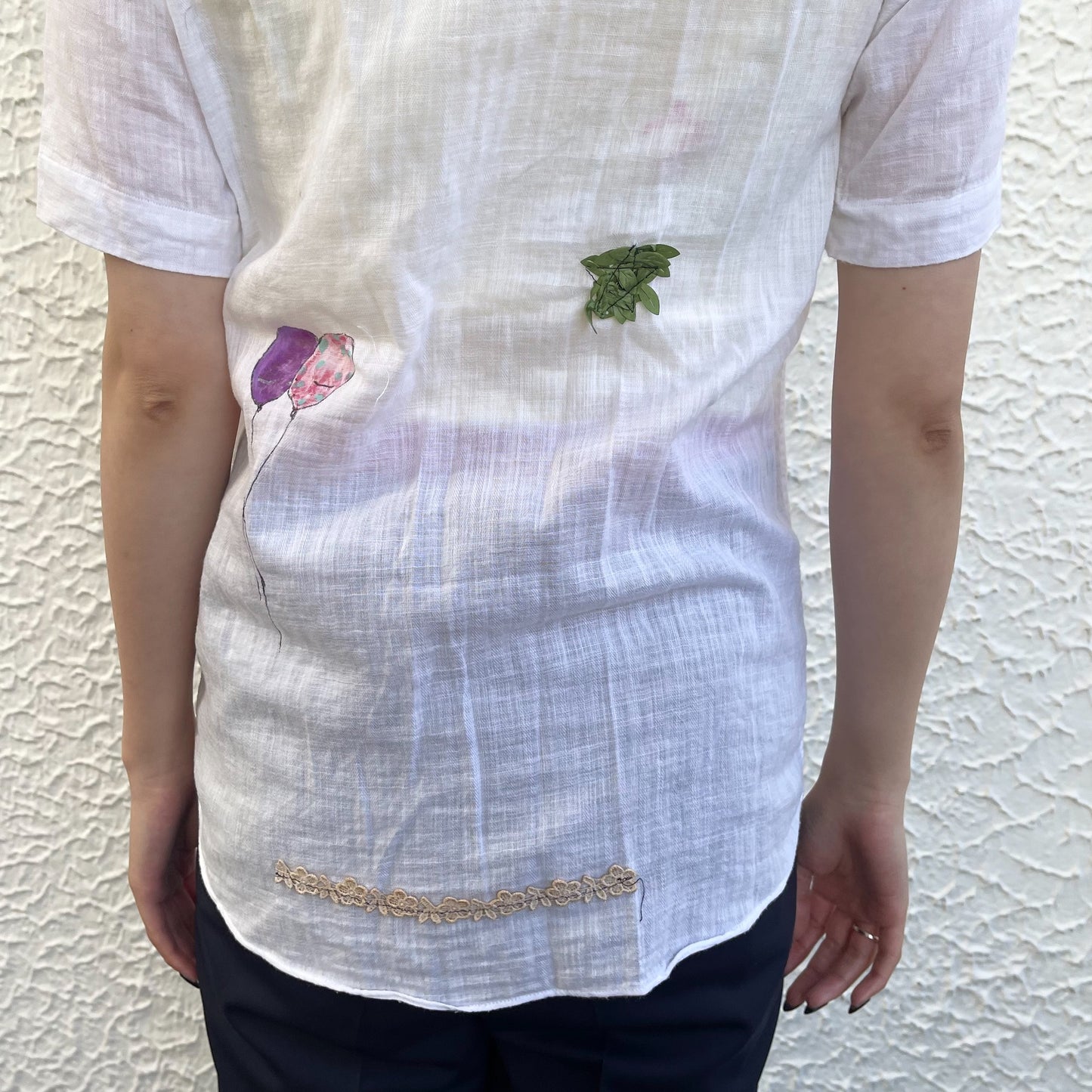 【trust teji 】Short sleeve color button Blouse + / White / カラーボタンブラウス