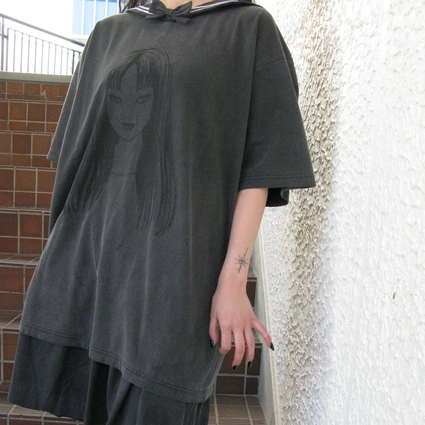 TOMIE WASHED PRINT SAILOR T-SHIRT / BLACK / 伊藤潤二『富江』コラボレーション