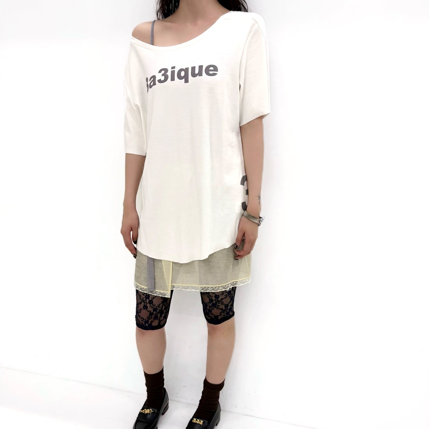 [fe.3] loose logo t-shirt / ivory / ルーズロゴTシャツ