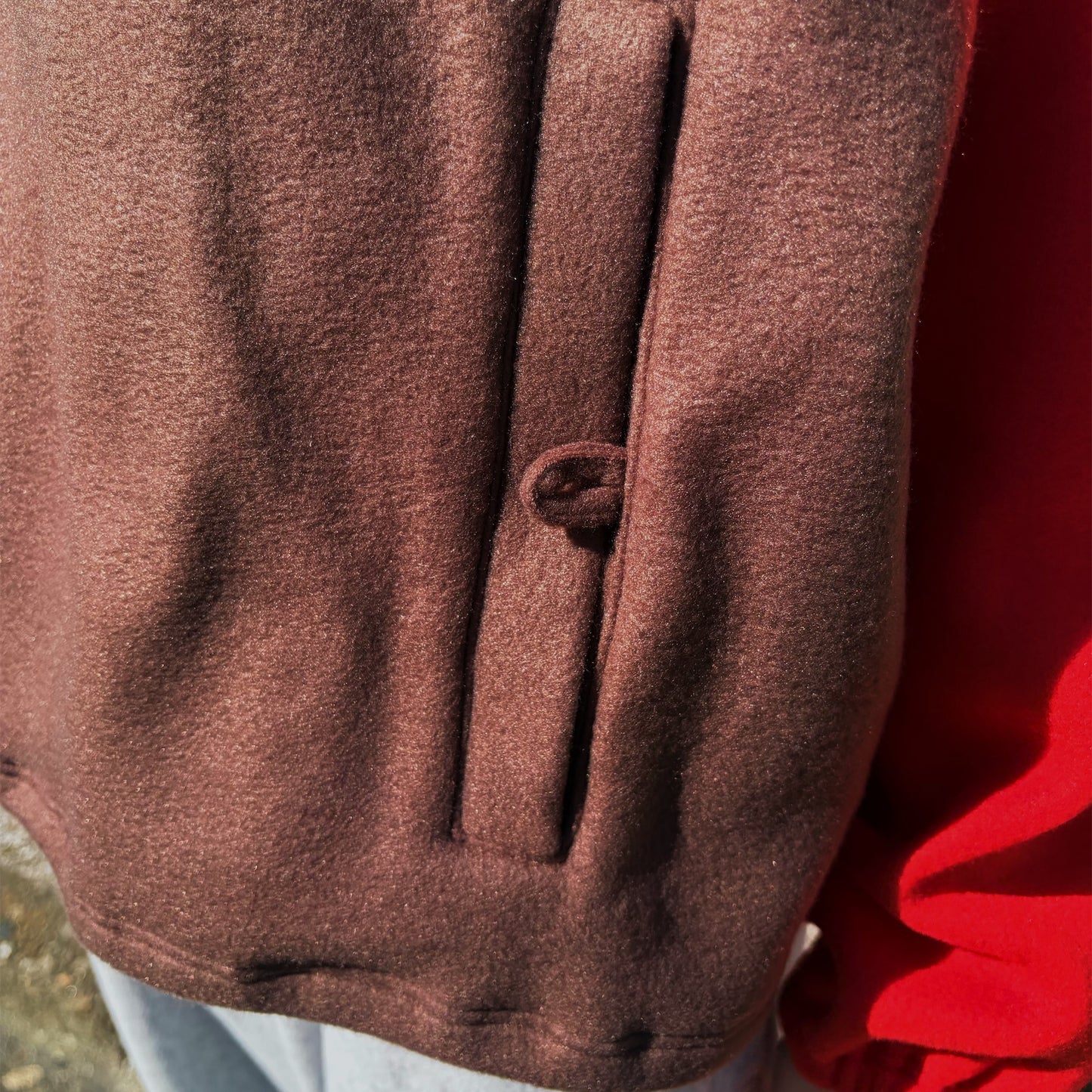 WORN HOME HOODIE / BROWNxRED / フリースパーカ