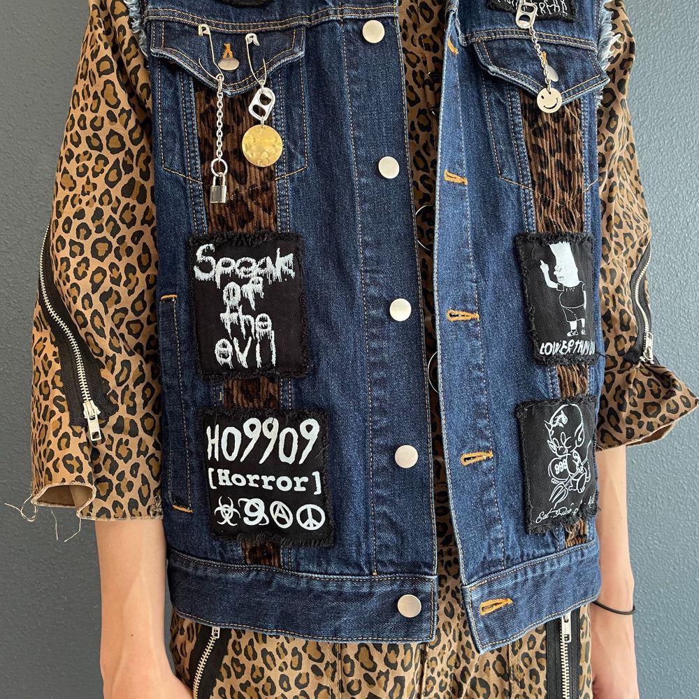 SLEEVELESS STUDS DENIM JACKET BIO WASH HO99O9 COLLABORATION / INDIGO / パッチワークデニムベスト