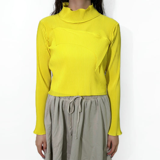 todo TINY WAVE TOP *LONG SLEEVE HIGH NECK GAL / LEMON / ハイネックプリーツトップ