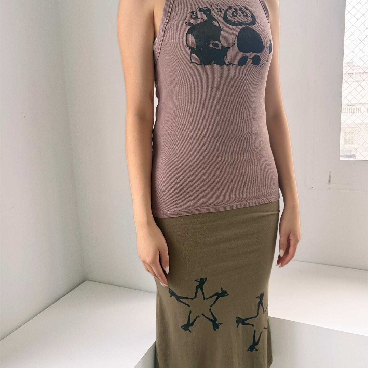 【GATEANDO POR TUS NUBES】TANK TOP DRESS / BROWN / タンクトップドレス