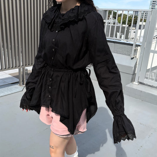 DOMESTIC FRILL BLOUSE / BLACK / フリルブラウス