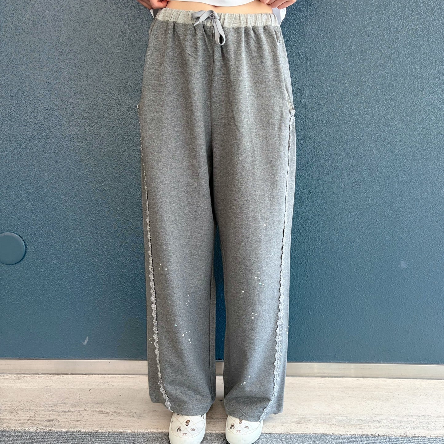 Lace Trim Hotfix SweatPants / Gray / レーストリムスウェットパンツ
