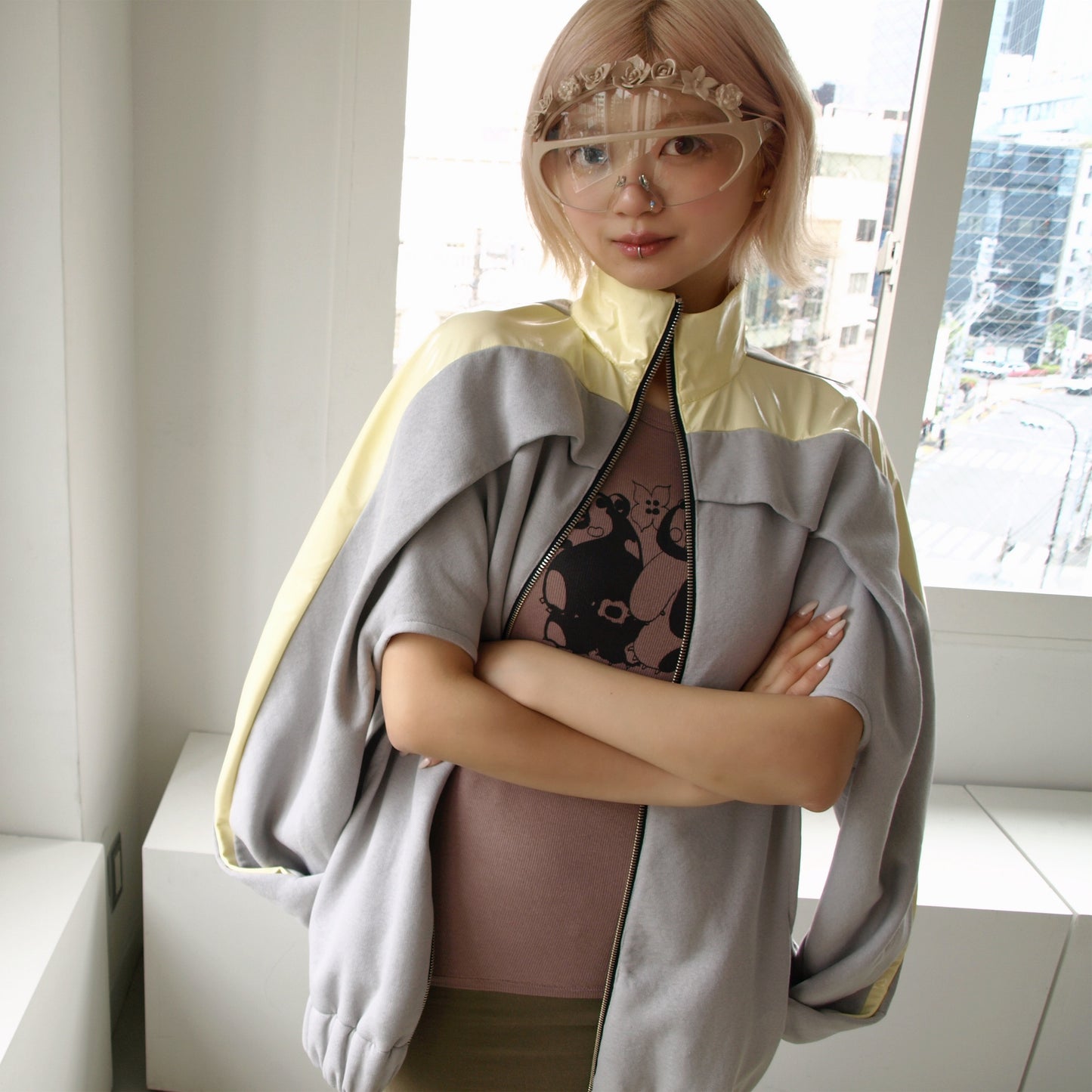 TWISTED TRACK JACKET / CREAM x GREY / ツイストトラックジャケット