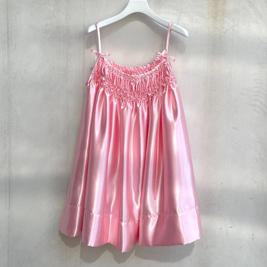 Smocking sleeveless satin dress / Pink / サテンスモッキングワンピース