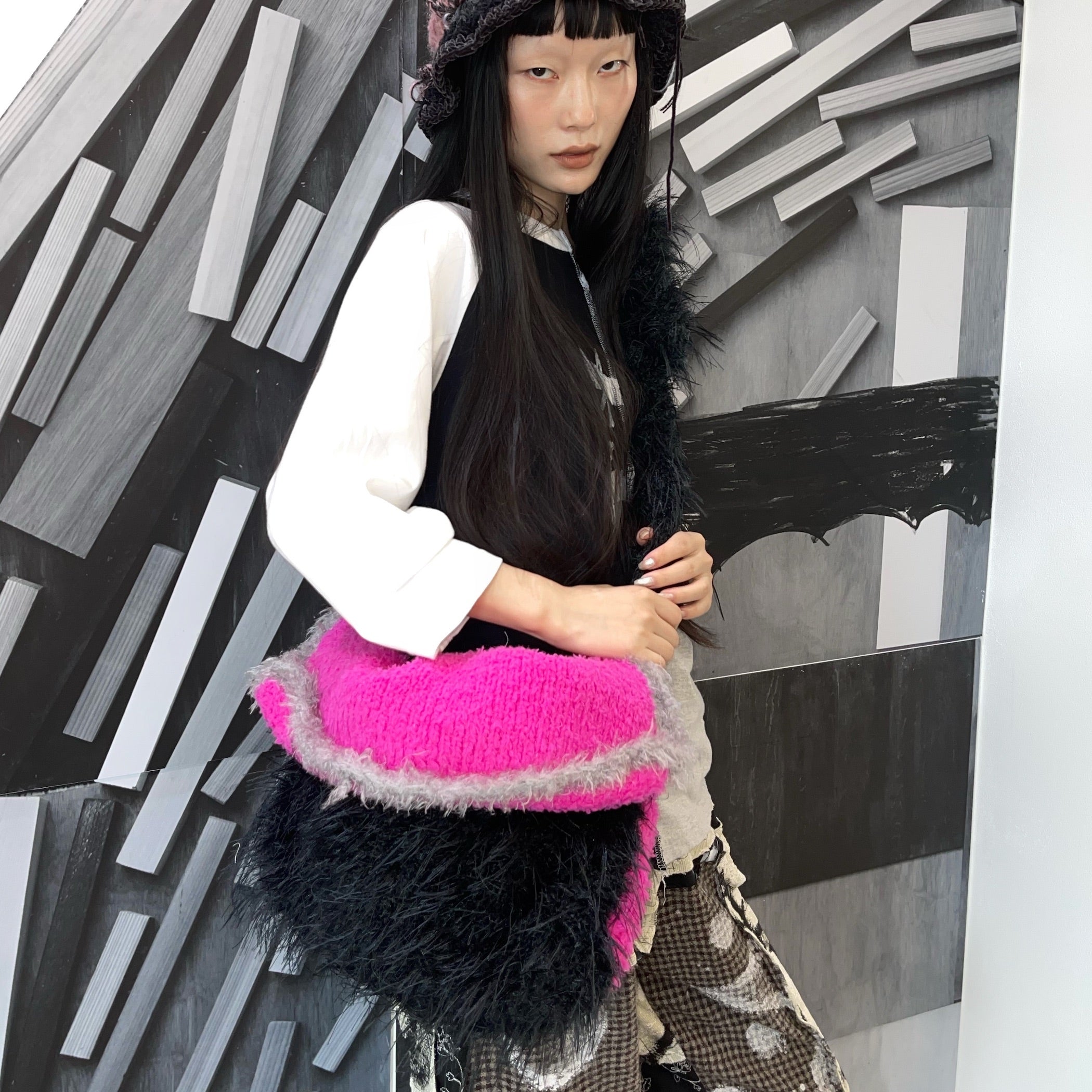 Monster shoulder bag / Black / モンスターショルダーバッグ | シープ