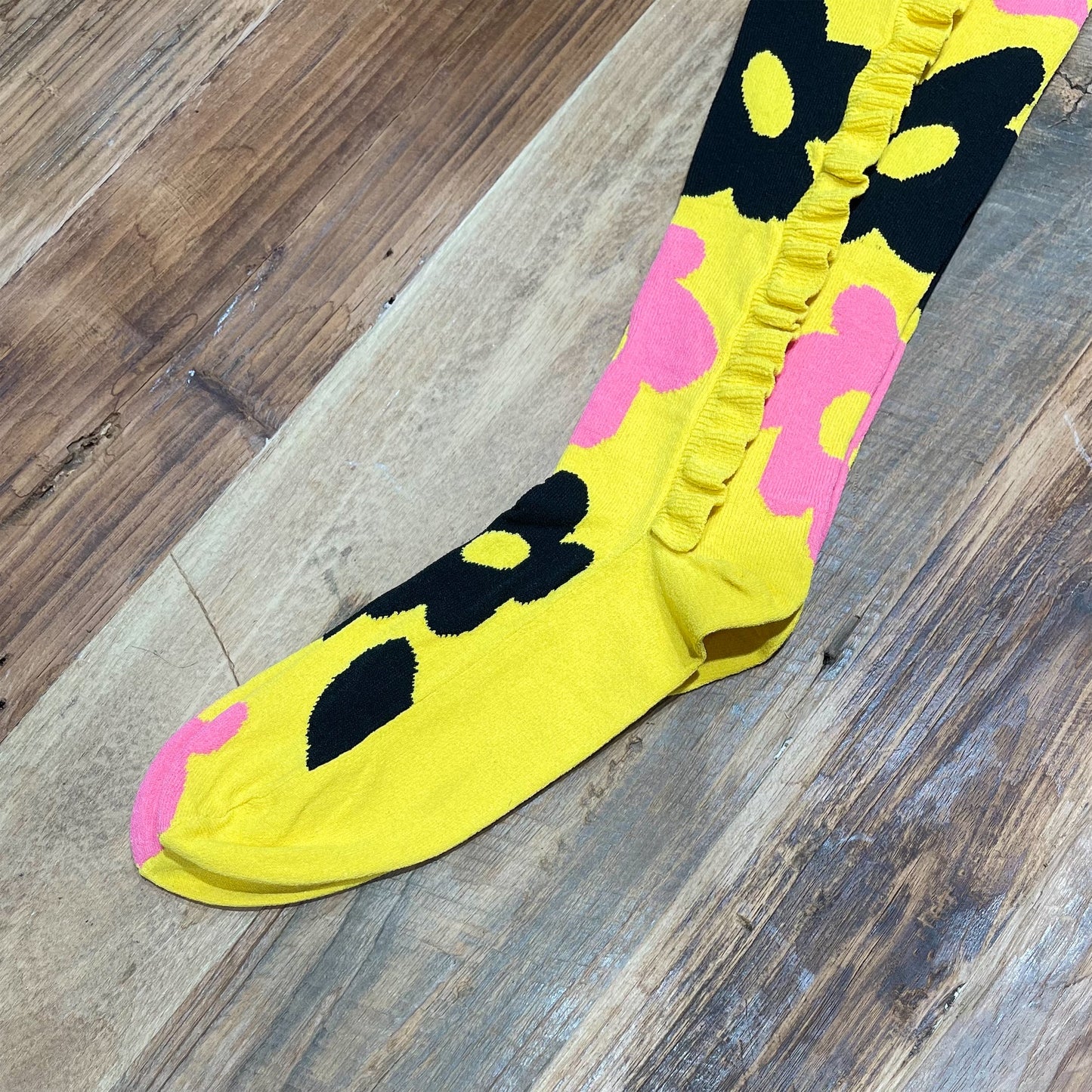Bloomin Keepsake socks / Yellow / ハイソックス