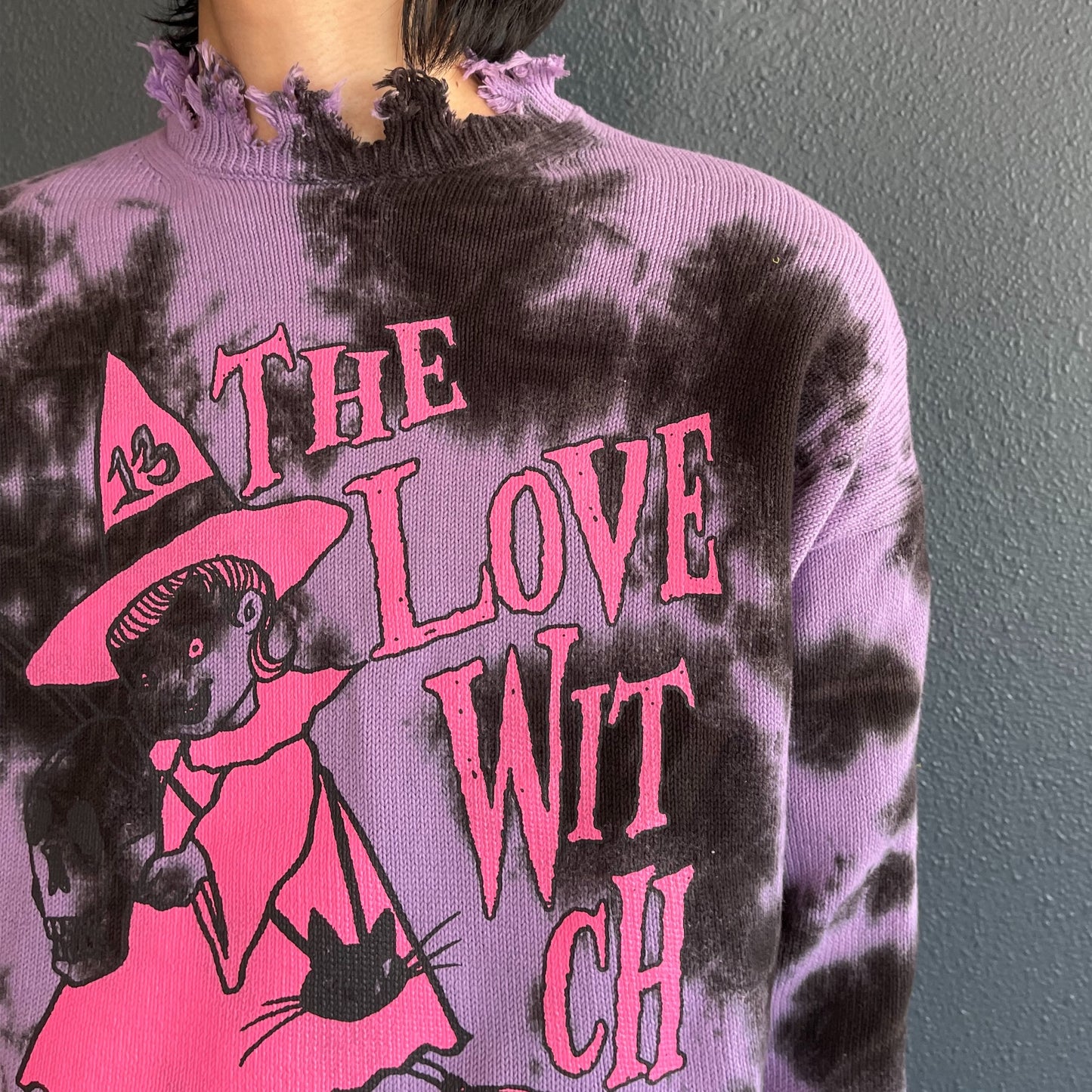 DESTROY PULLOVER KNIT THE LOVE WITCH PRINT / PURPLE / ダメージニット