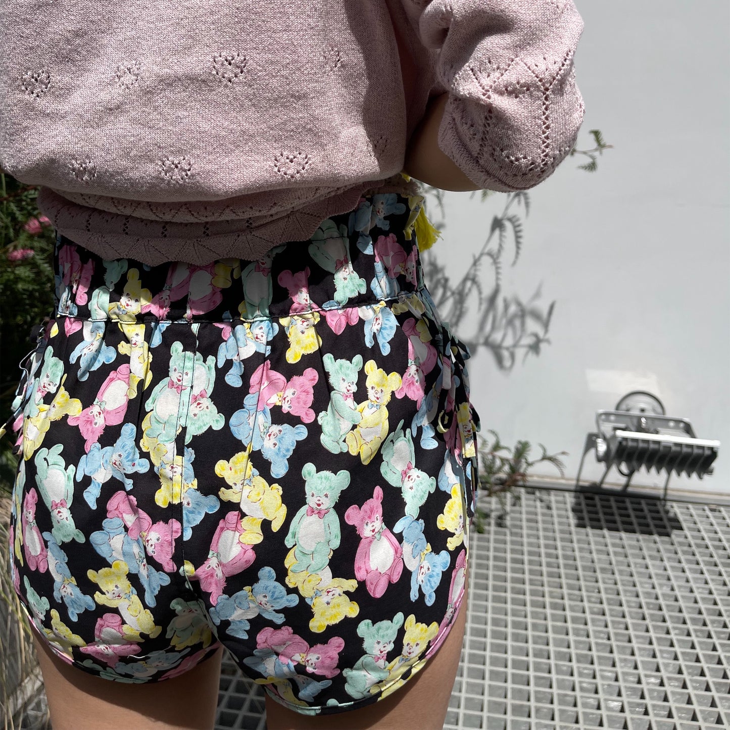 Beary Cute Shorts / Black / プリントショーツ