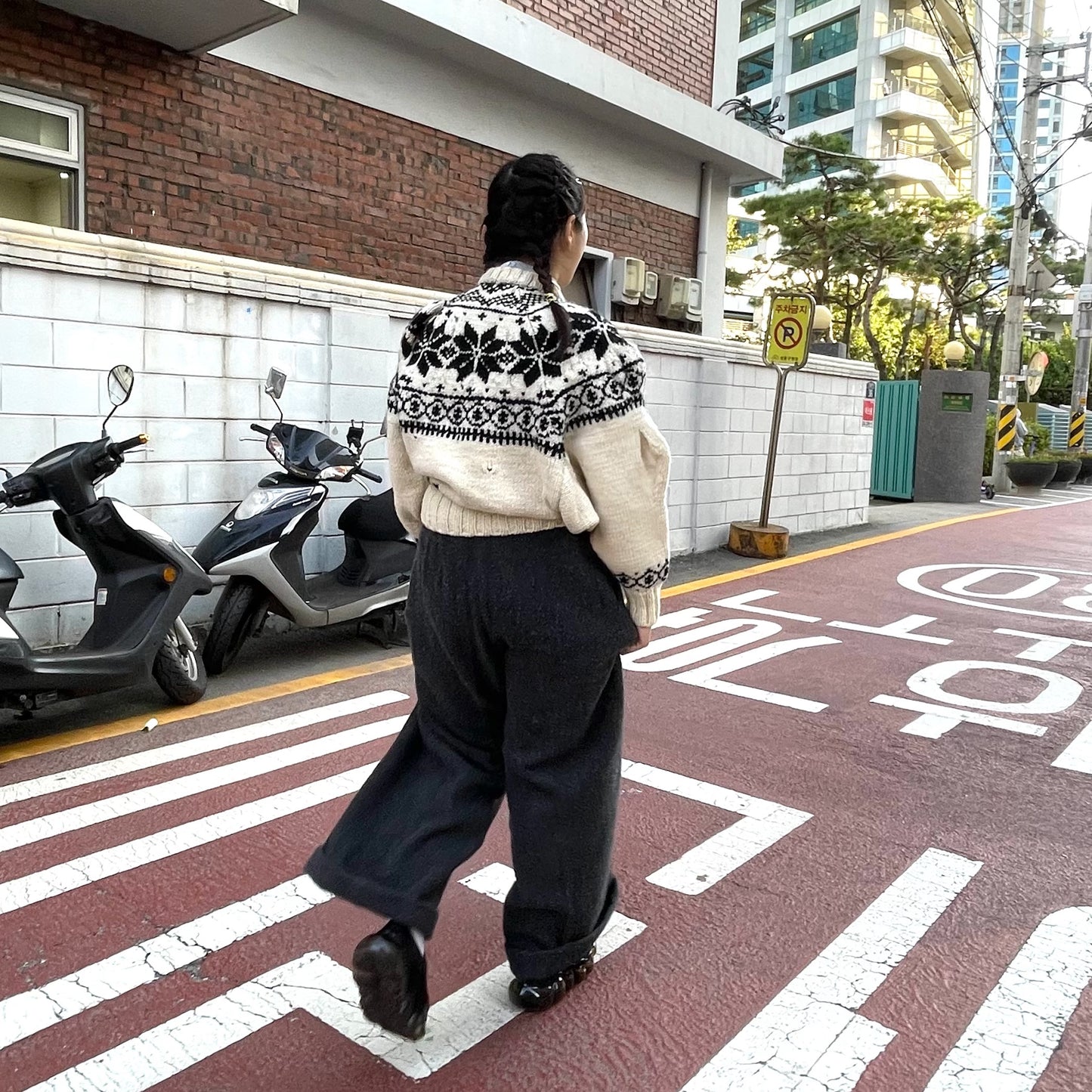 fgulling wool pants / charcoal / ウールスラックス