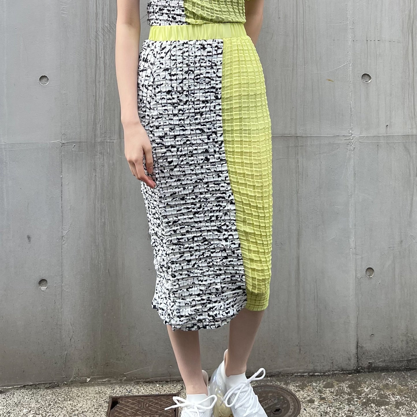 3D tube skirt / lime / プリーツスカート