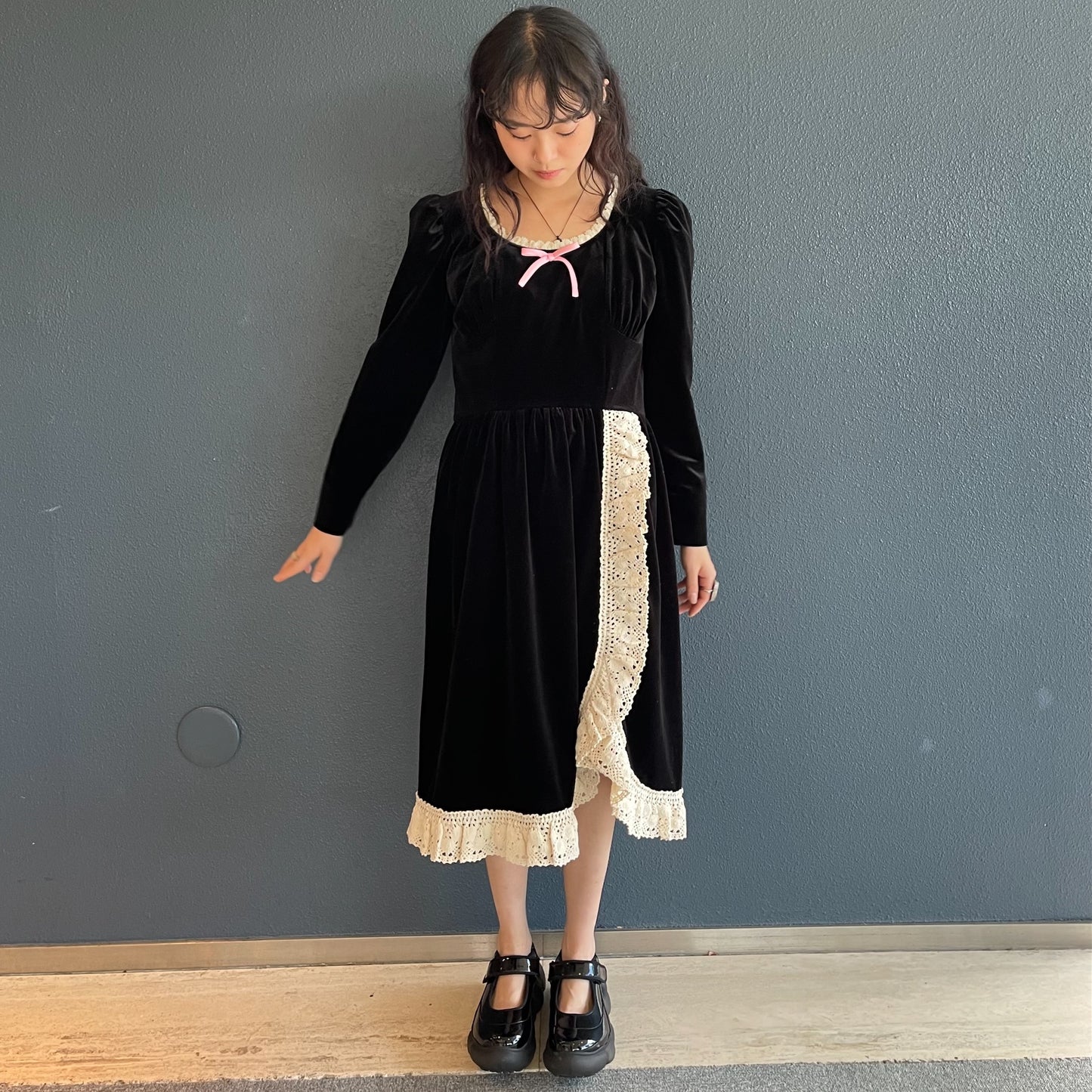 Wendy velvet dress / Black / ベルベットドレス