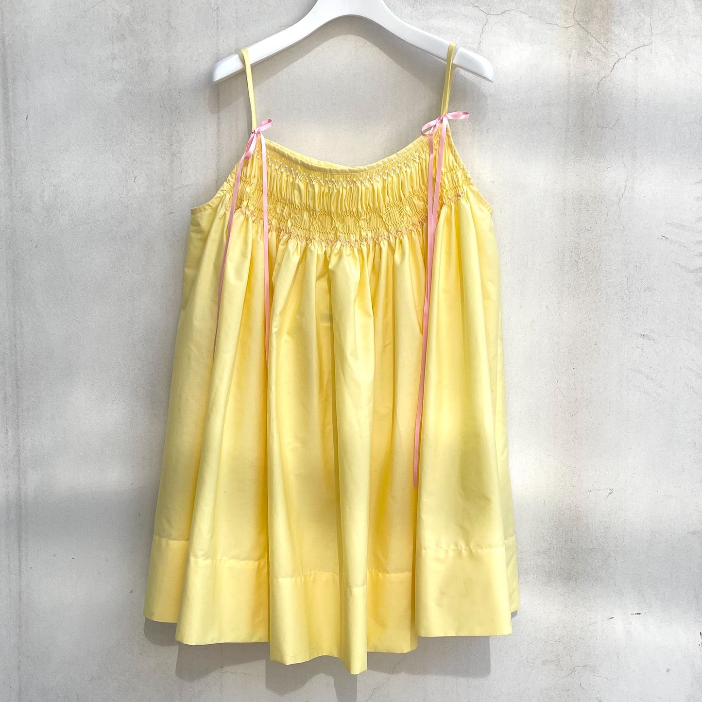 Smocking sleeveless dress / Yellow / スモッキングワンピース