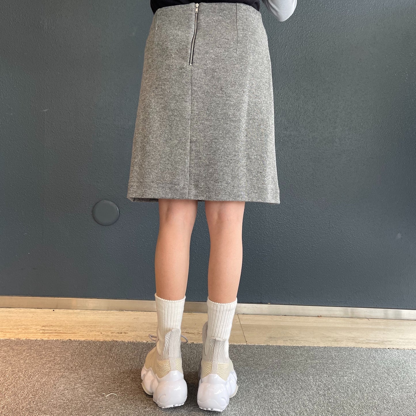 wool pocket midi skirt / grey / ウールポケットミディスカート